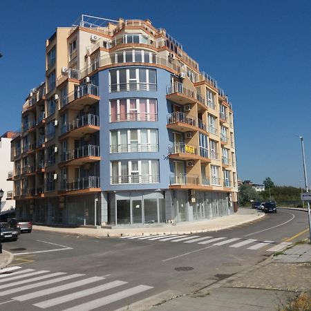 Golden Sea View Apartments Поморіє Екстер'єр фото