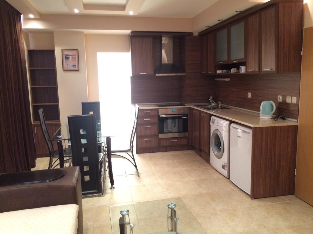 Golden Sea View Apartments Поморіє Екстер'єр фото