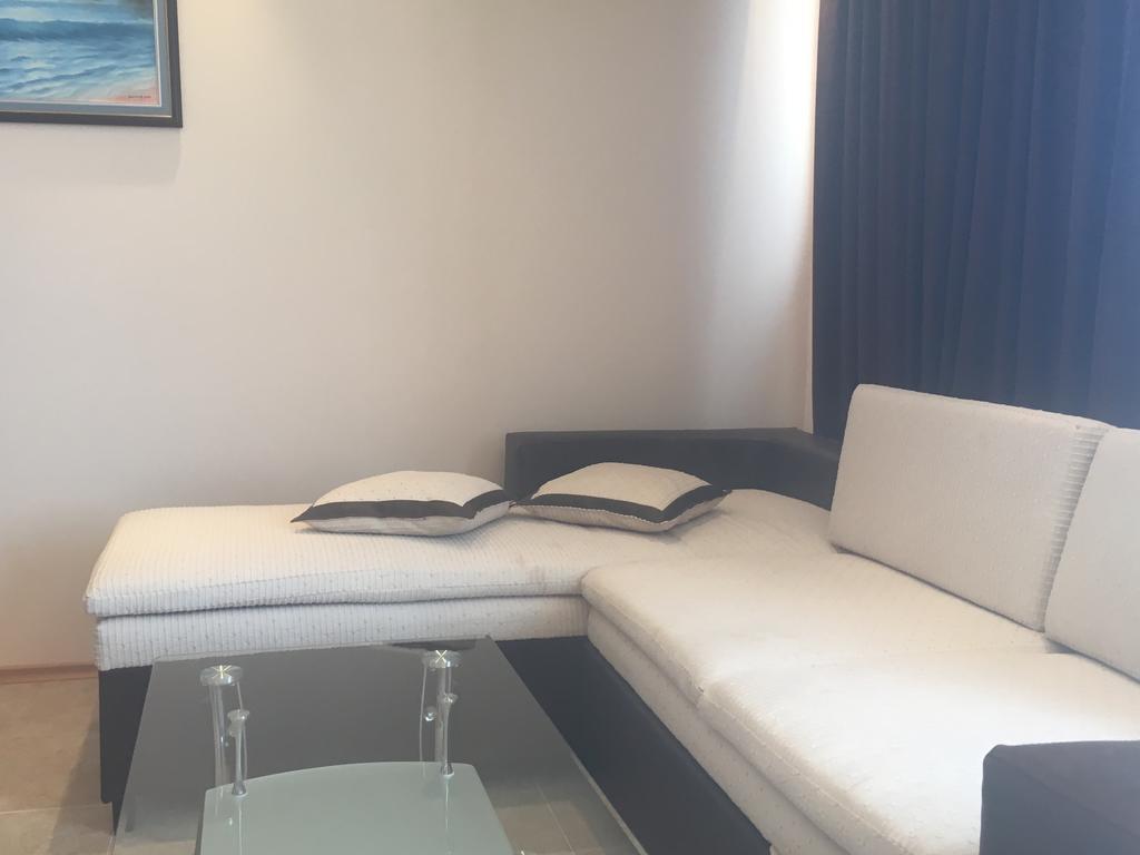 Golden Sea View Apartments Поморіє Екстер'єр фото